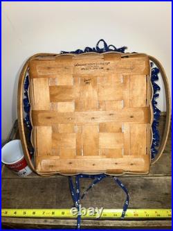 Vintage 1991 Longaberger Picnic Basket with Attached Flip Lid and Handles RARE Vintage 1991 Longaberger Picnic Basket with Attached Flip Lid and Handles RARE