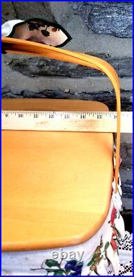 XL 1999 Longaberger Homecoming Picnic Basket Combo Lid Fruit Medley Liner Lid